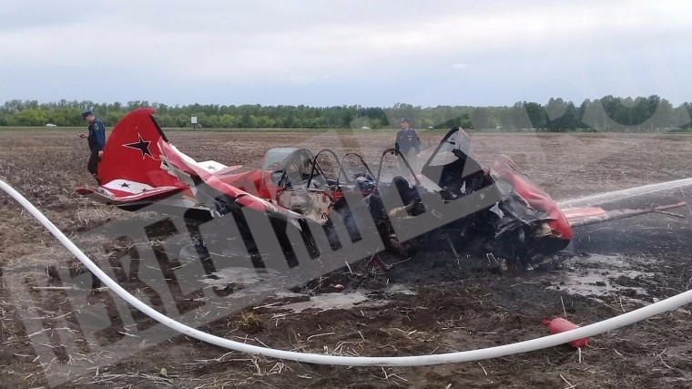Фото: двое погибли при крушении самолета в Алтайском крае