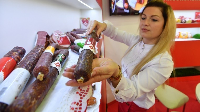 Колбаски для фитоняшки: на Урале изобрели колбасу, которая не полнит