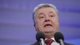 СМИ: у Порошенко нашли тайный аккаунт в Facebook