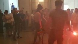 Видео: Националисты устроили страшный погром в харьковском горсовете