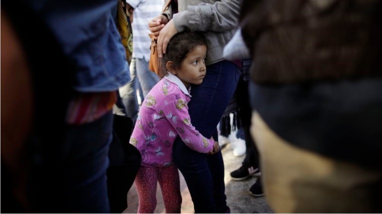 Трамп запретил разлучать нелегальных мигрантов с детьми