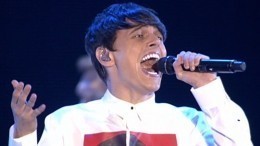 Певец Alekseev поздравил выпускников с окончанием школы на «Алых парусах»