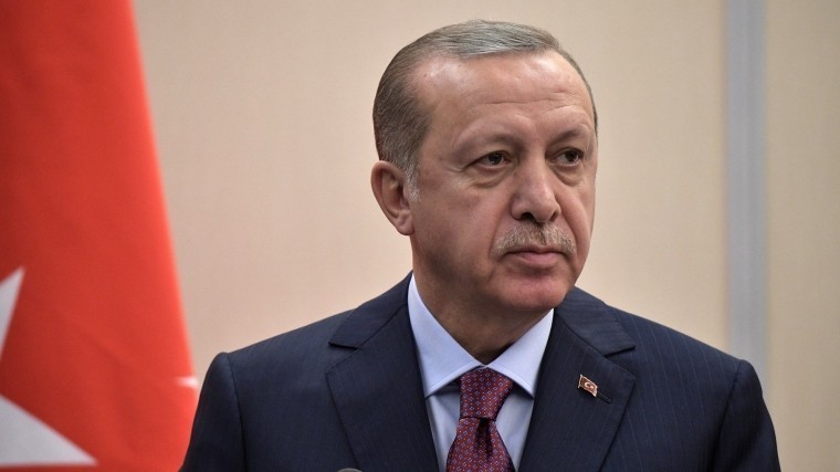 Эрдоган досрочно поздравил себя с победой на выборах президента Турции