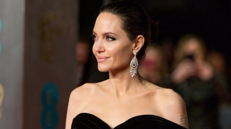 Брэд Питт рассказал о лицемерной благотворительности Анджелины Джоли