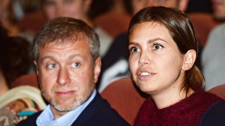 СМИ: Роман Абрамович сошелся с экс-супругой Дарьей Жуковой