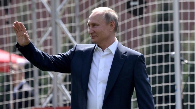 Путин поздравил сборную РФ с победой над Испанией в ЧМ-2018