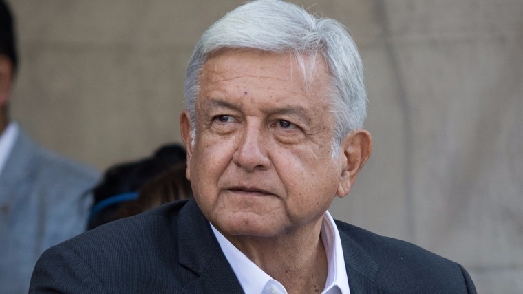 На президентских выборах в Мексике лидирует либеральный политик Обрадор