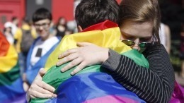 На Украине неизвестные попытались разгромить офис ЛГБТ-сообщества