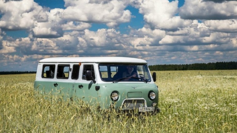 УАЗ запускает в продажу юбилейную спецверсию «Буханки»