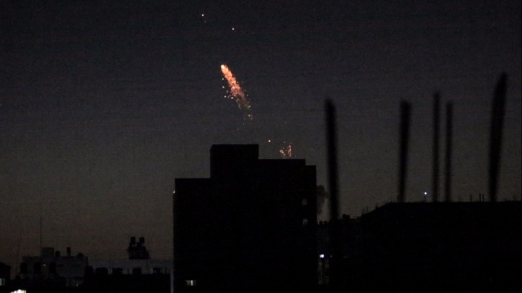 Израильские военные выпустили ракету по летевшему из Сирии беспилотнику