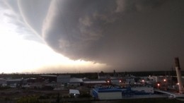 Мощный шторм проверяет на прочность юг России