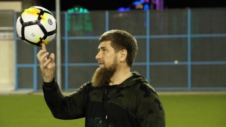 Кадыров хочет взять Слепакова соавтором новой футбольной песни