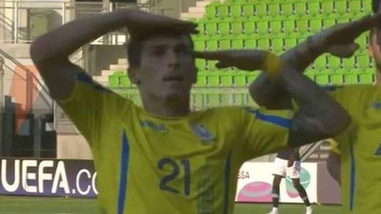 Юного украинского футболиста затравили за празднование гола «в стиле Дзюбы»