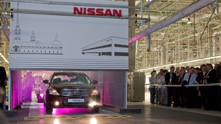 Завод Nissan останавливает конвейер в Санкт-Петербурге
