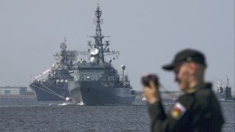 В Кронштадте продолжаются репетиции главного российского парада ВМФ