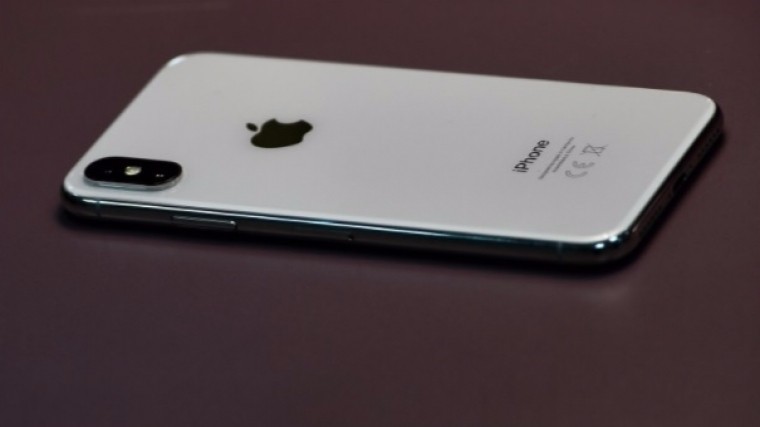 Эксперты рассказали, как отличить оригинальный iPhone X от подделки