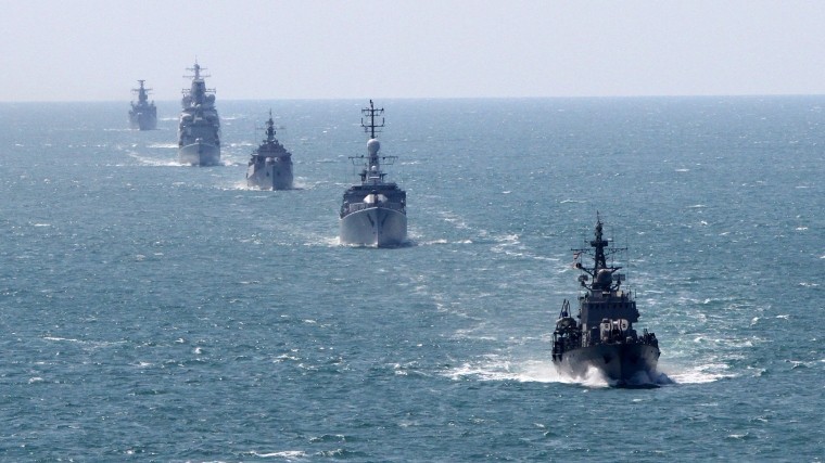 Корабли НАТО зашли в порт Одессы
