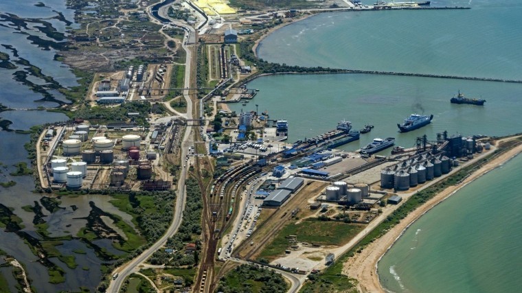 В Киеве заявили о подготовке санкций против российских портов
