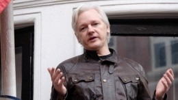 Эквадор готов выдать основателя Wikileaks британцам — репортаж Пятого канала