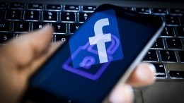 Facebook блокирует полотна великих художников с обнаженной натурой