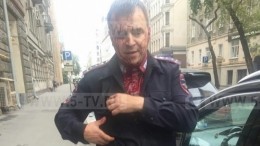 Полицейский, которого атаковали у посольства Словакии в Москве, дал показания