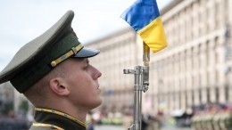 На Украине поздравили солдат видеороликом, полностью скопированным с российского