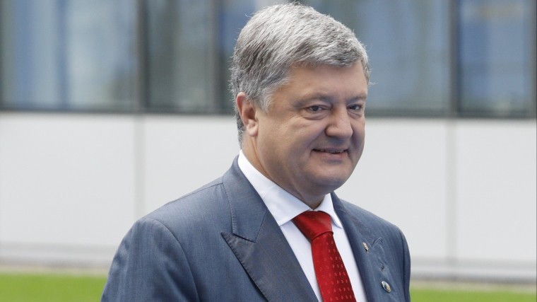 Президент Украины Петр Порошенко готовит иск против России за «ущерб в Донбассе»