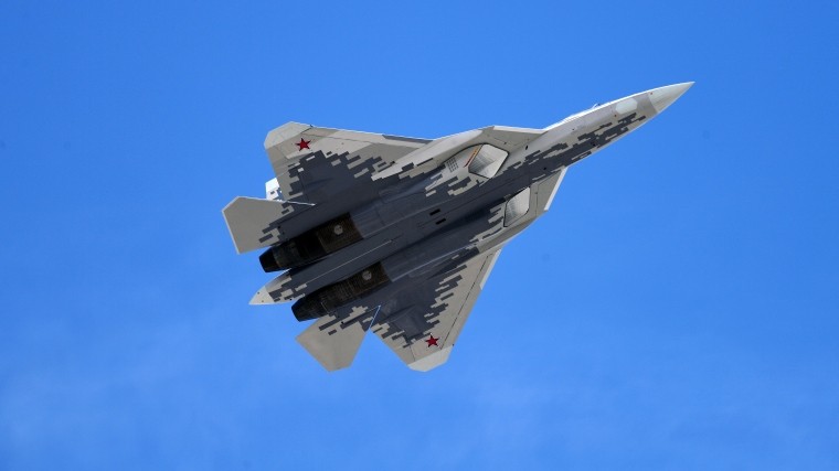 Эксперт прокомментировал сравнение российского Су-57 с китайским J-20