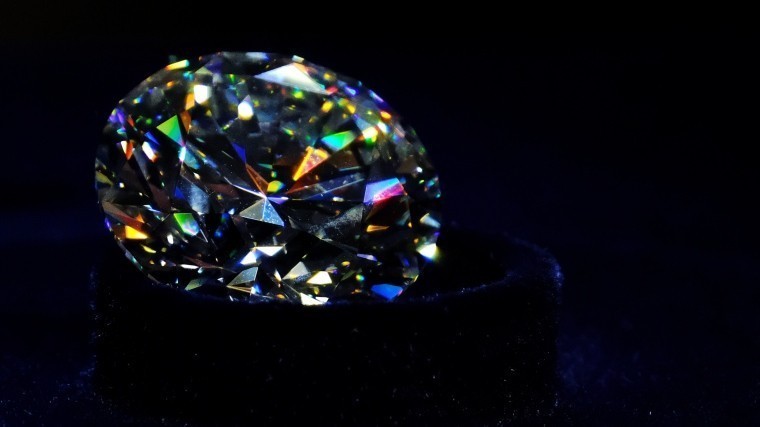 Самый дорогой бриллиант в мире фото
