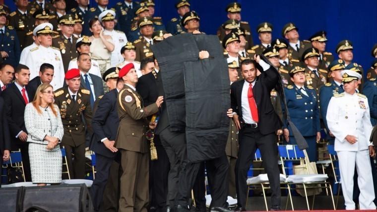 «Абсурд!»: Власти Колумбии отвергли обвинение в организации покушения на Мадуро