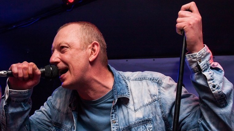 В Белоруссии перед концертом скончался лидер рок-группы «Нейро Дюбель»