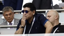 Марадона поддержал Мадуро после покушения