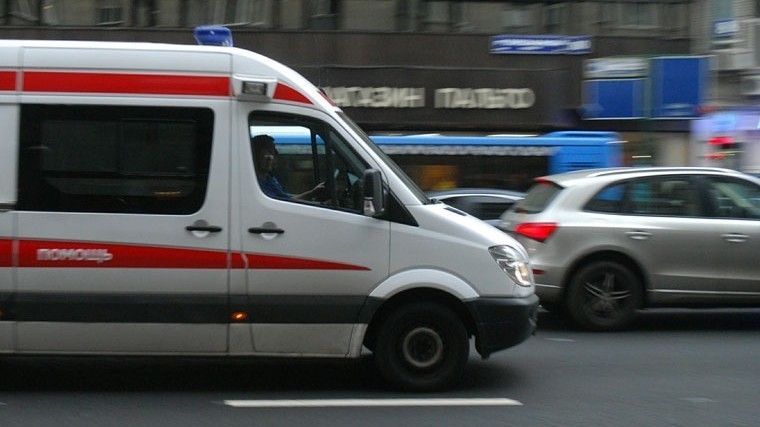 Автобус уронил остановку на ребенка в Казани