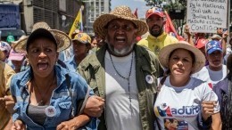 Марш в поддержку Мадуро прошел в столице Венесуэлы