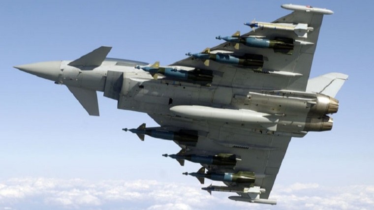 Истребитель ВВС Испании случайно выпустил боевую ракету над Эстонией