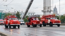 На западе Москвы полыхает жилой дом, есть погибшие