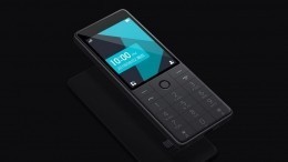 Кнопочный телефон Xiaomi начнут продавать в России за тысячу рублей