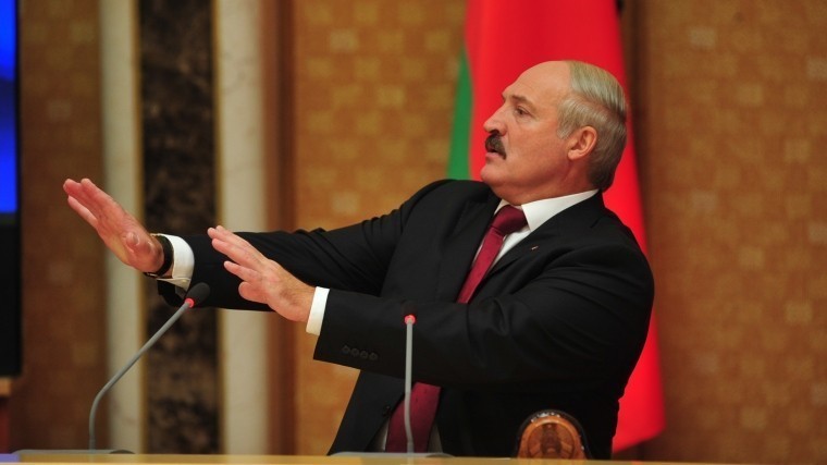 Лукашенко отправил в отставку половину кабмина Белоруссии