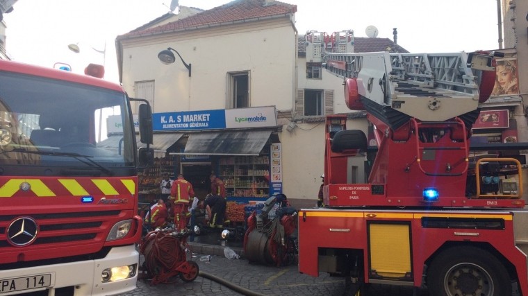 Более двадцати человек пострадали при пожаре в пригороде Парижа