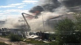 На Ямале горит 15-квартирный жилой дом — первые кадры с места