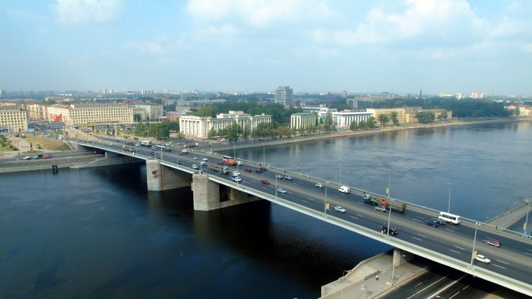 «Мостотрест» объяснил, почему «взбесился» Володарский мост в Петербурге