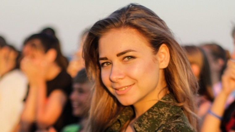 В результате взрыва в Донецке пострадала руководитель молодежной организации