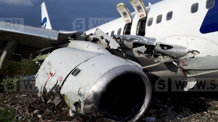 «Не выдержало сердце» — сотрудник аэропорта Сочи умер после спасения пассажиров