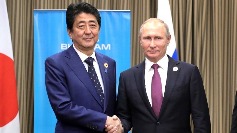 Премьер Японии рассчитывает на углубленные переговоры с Путиным