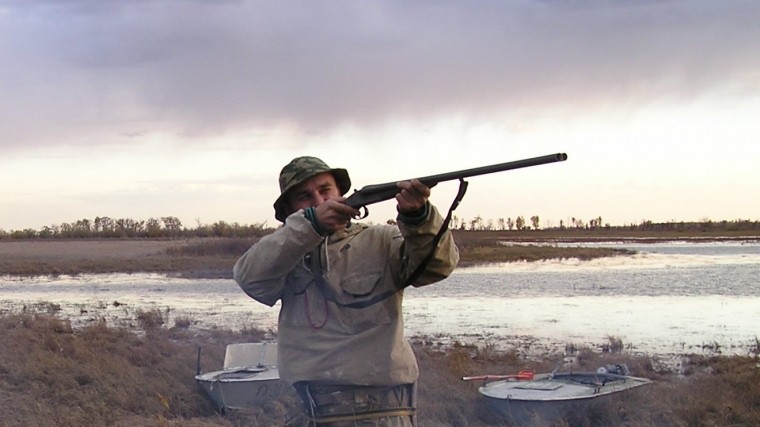 Житель Архангельска застрелил на охоте брата вместо утки