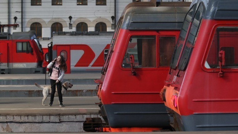 Украина снова собирается прекратить железнодорожное сообщение с Россией