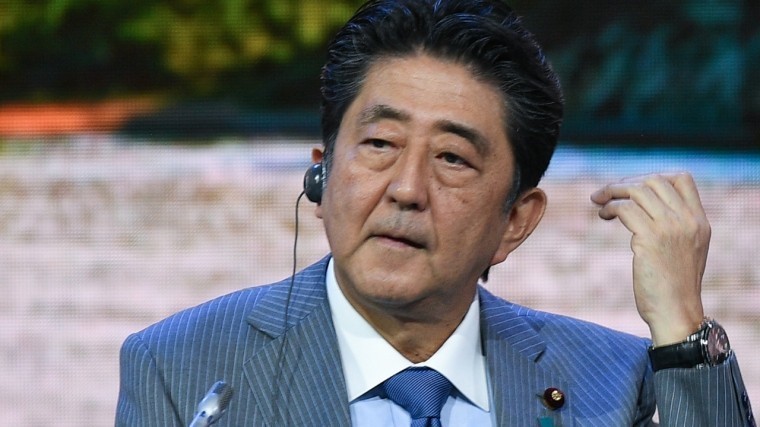 Премьер Японии «на всякий случай» напомнил свою позицию по Курилам