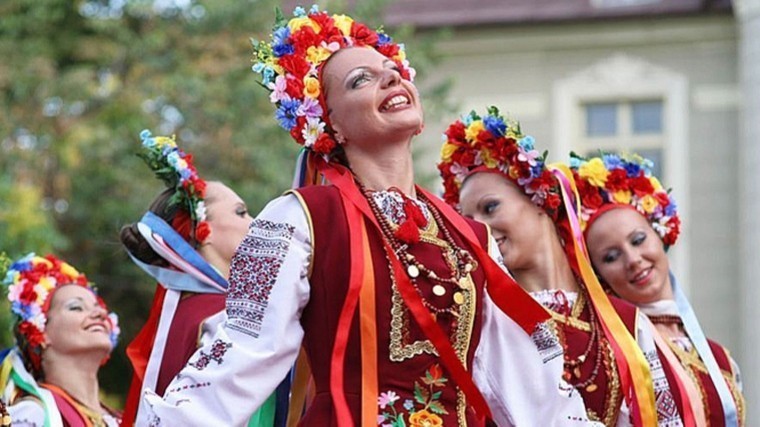 Во Львовской области на западе Украины запретили петь русские песни