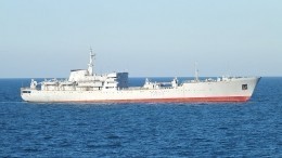 «Фарс и посмешище» —эксперты о двух кораблях «новой Азовской базы Украины»