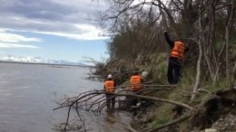 Тела пилота и пассажира вертолета обнаружены в Иркутской области